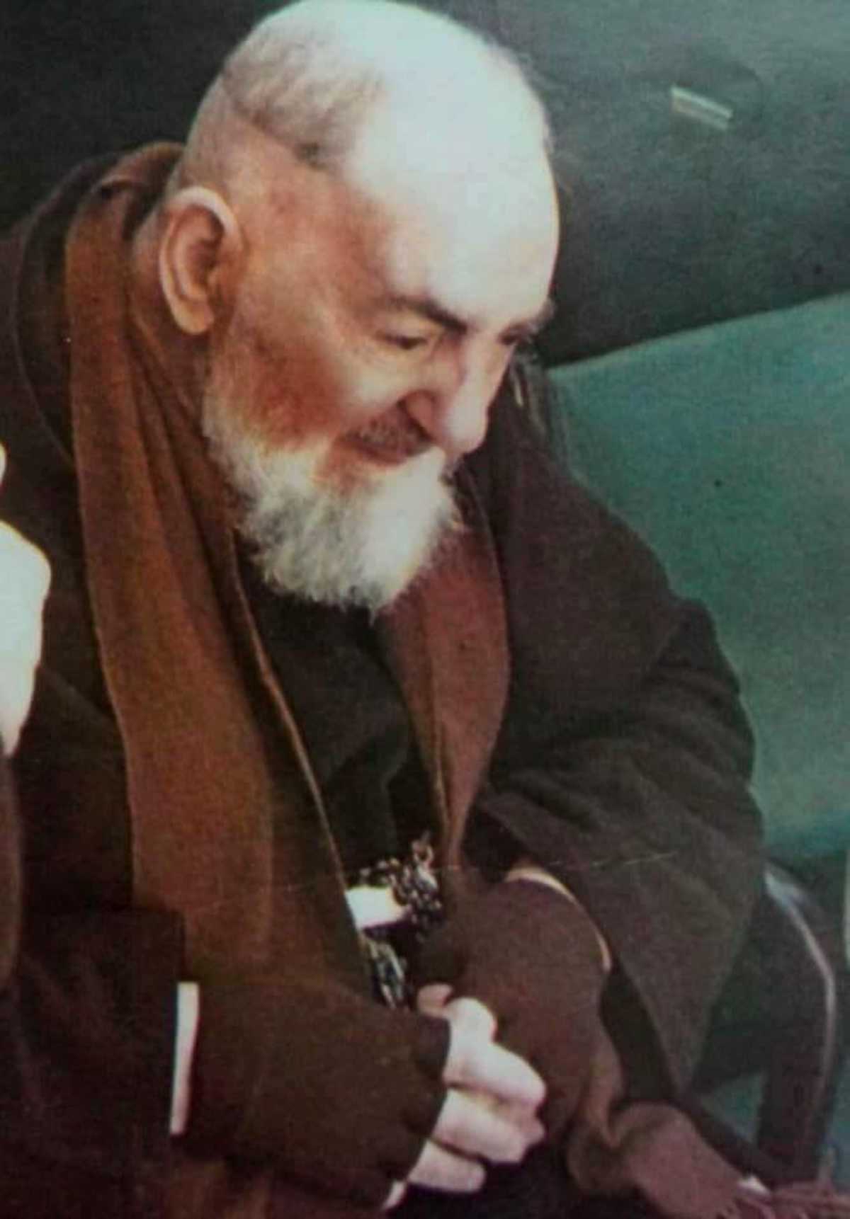 Padre pio immagini inedite 1