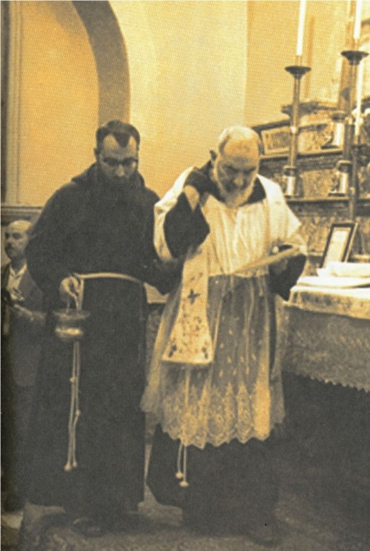 Padre pio immagini inedite 7